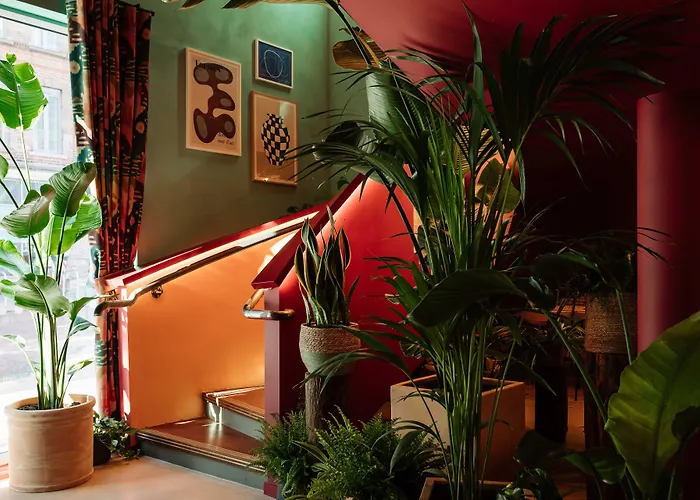 Room2 Belfast Hometel